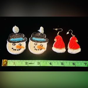 CHRISTMAS 🎁 NEW! Beaded Earrings SET with SNOWMAN ❄️ & SANTA HAT🎅 Great Gifts!